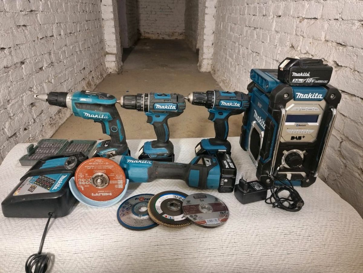 Makita dhp online 452