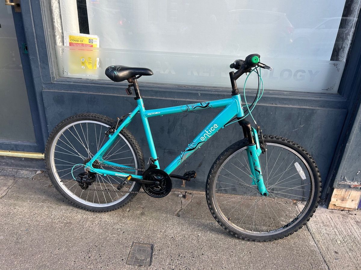 Apollo entice bike hotsell