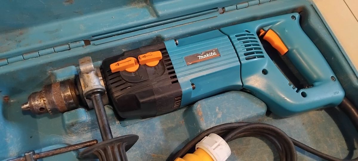 Makita 8406C Diamond Drill 110v Serviced for sale in Co. Clare for 360 on DoneDeal