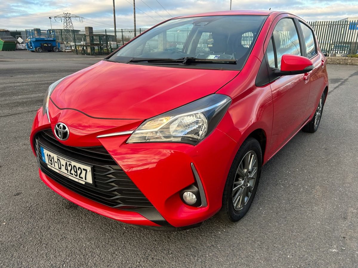 2019 - Toyota Yaris Manual