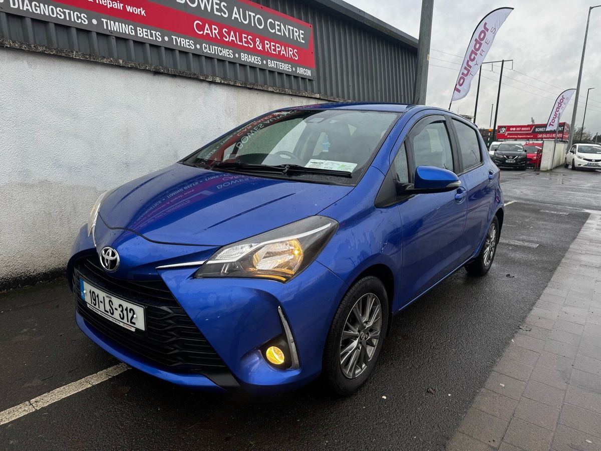 2019 - Toyota Yaris Manual