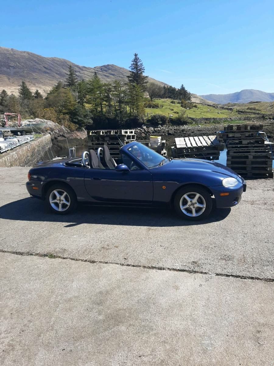 2003 - Mazda MX-5 Manual