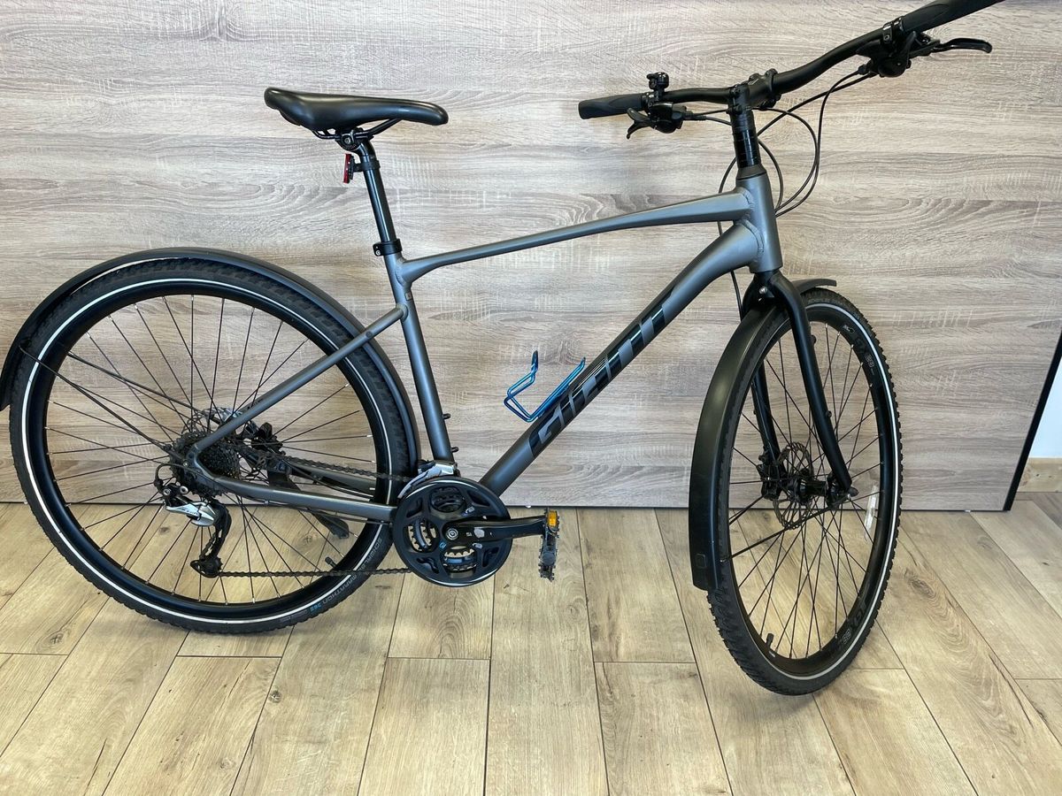 Giant roam (like new) for sale in Dublin for €560 on DoneDeal