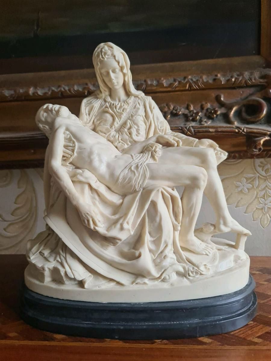 Michelangelo's Pieta POSTAGE AVAILABLE for sale in Co. Clare for