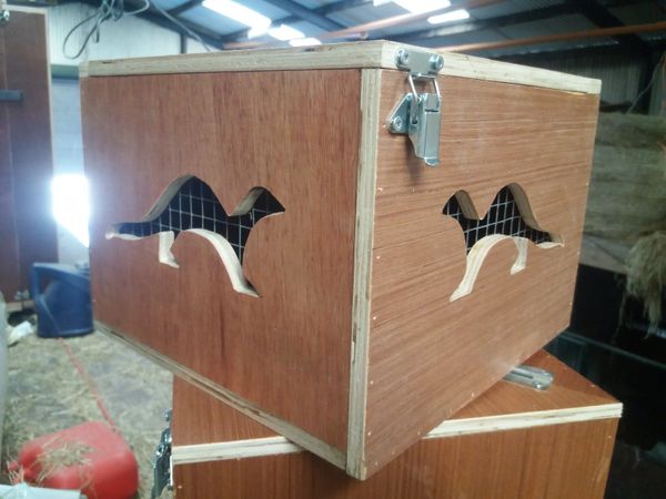 Bowback ferret boxes & terrier boxes & purse nets