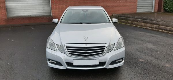 MERCEDES E 220 DIESEL BREAKING  FOR PARTS