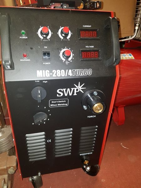 280amp Mig Welder and Rent free Gas.