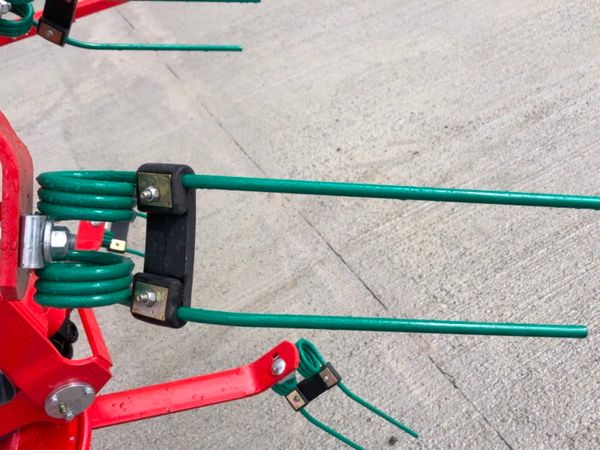 New Kverneland Tedders 8452,8555 And 8576 179445058