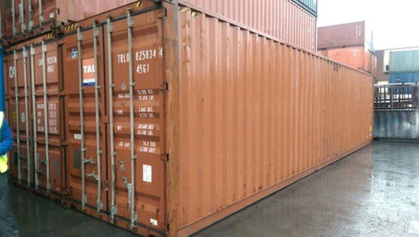 40ft ***High Cube*** Container