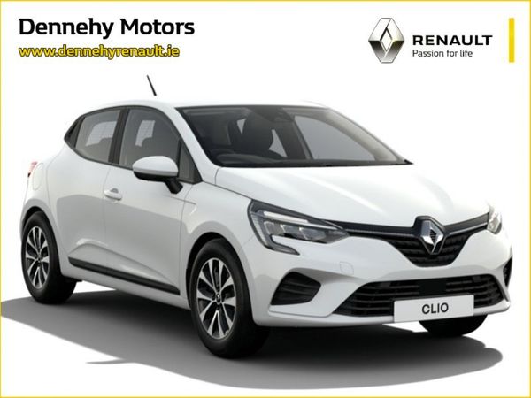 Renault Clio Iconic TCe 90  july Delivery