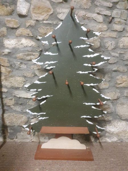 Christmas tree hanging board
