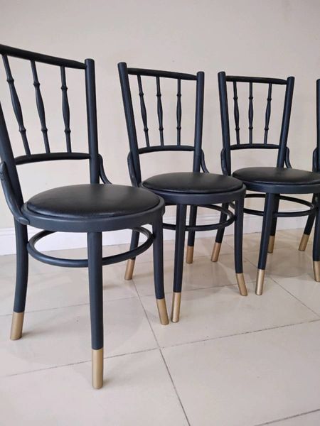Table and 4 bamboo chairs