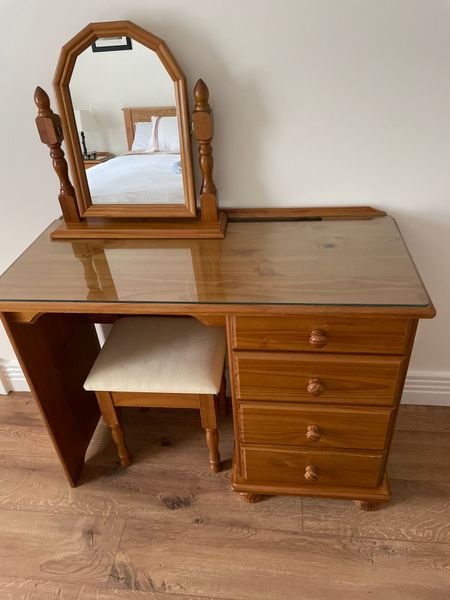 Solid Pine Dressing Table For In, Antique Pine Dressing Table Mirror With Drawers