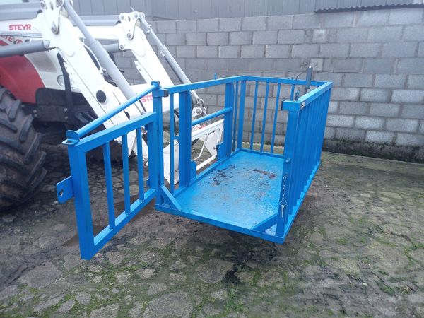 Calf transporter/ safety cage