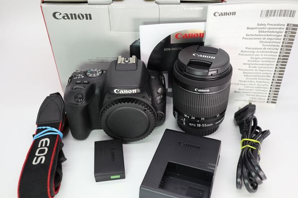 Canon 200D DSLR Camera & Canon 18-55mm IS STM Lens