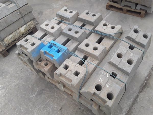 ** HARRIS FENCING FEET ** 216484995