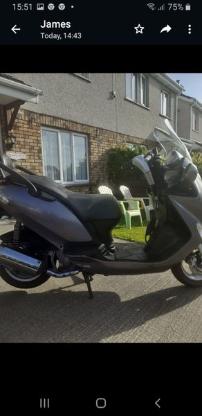 Kymco 125cc scooter