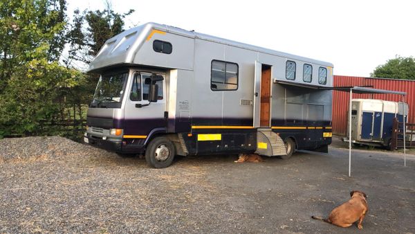 7.5T Horse Lorry with Full Living