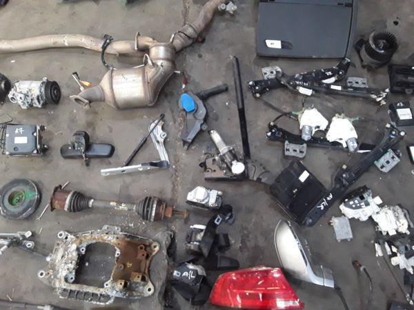 ** 2012 AUDI A7 PARTS ** 218845575