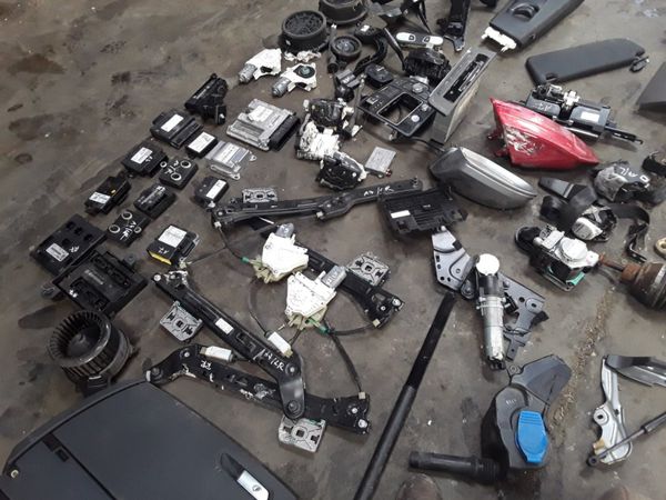 ** 2012 AUDI A7 PARTS ** 218845585