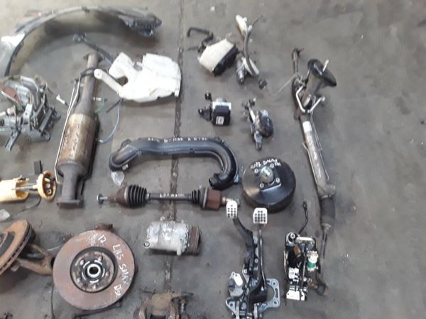 ** 2012 FORD S MAX    PARTS ** 218846058