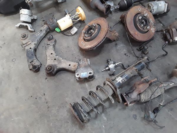 ** 2012 FORD S MAX    PARTS ** 218846052