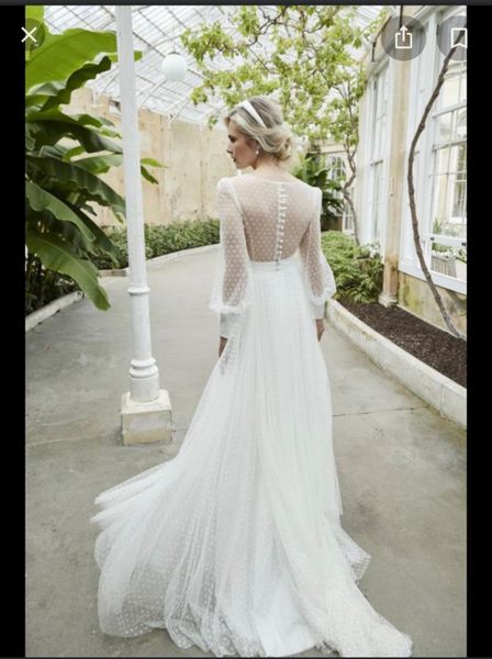 Sassi Holford ‘Sara’ wedding dress