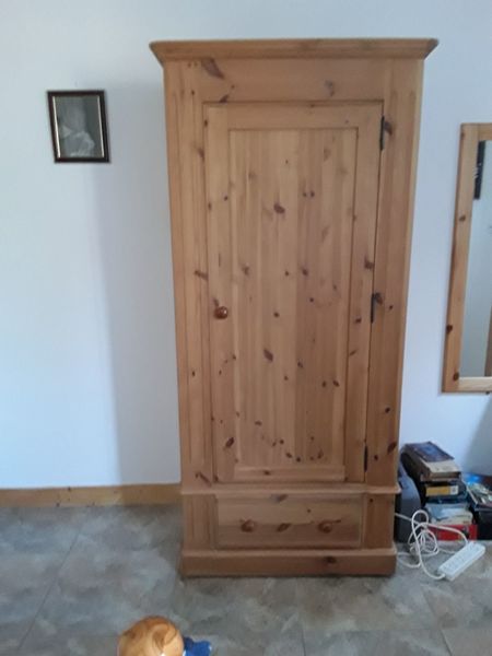 Solid Pine Wardrobe For In Dublin, Solid Pine Wardrobe With Shelves