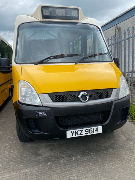 Iveco daily 22 seater bus - 2010