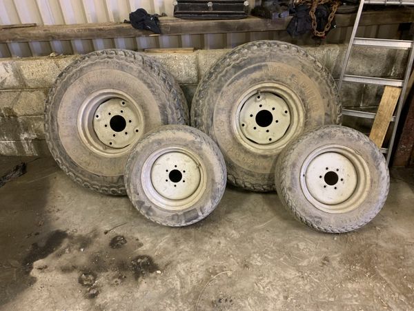 Tractor lawn tyres