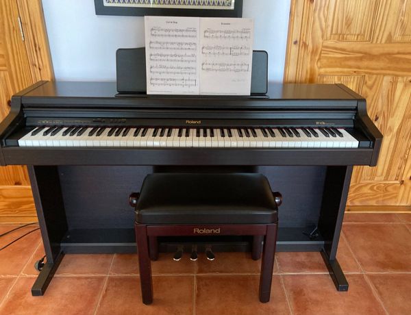 Digital piano for sale