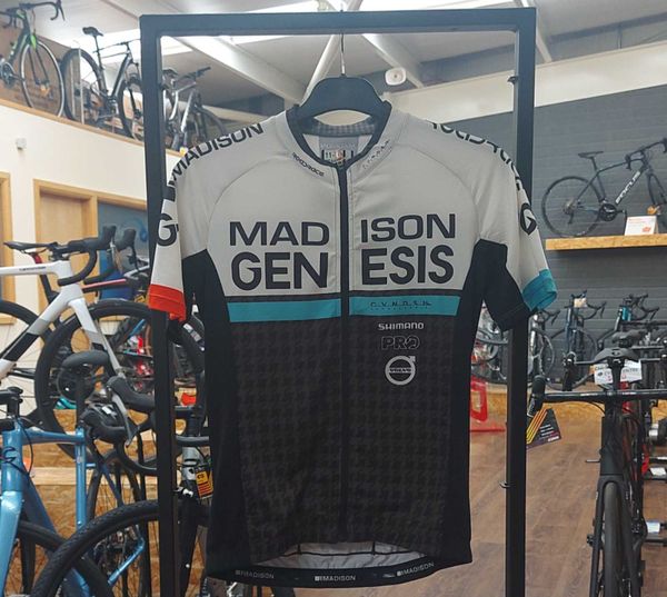 Madison store bike clothing