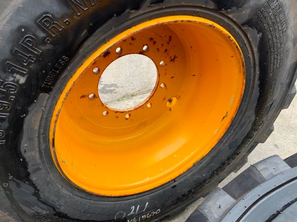 TRELLEBORG SK-900...BOOM LIFT TYRES .... 0522 229583080