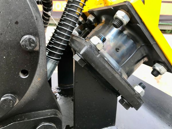 *** KBKC 04 COMPACTOR PLATE.4/6 TONNE **** 221891589