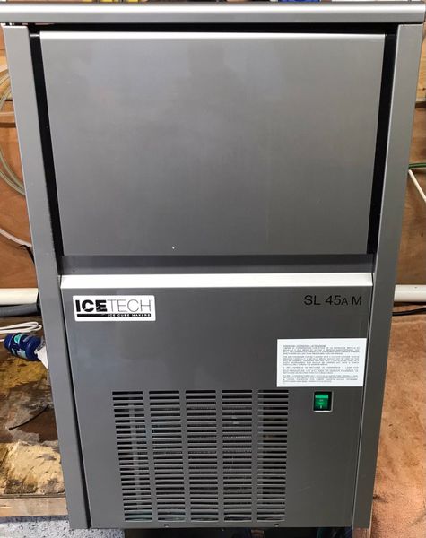 Ice maker (2 year old) 45kg(reconditioned)