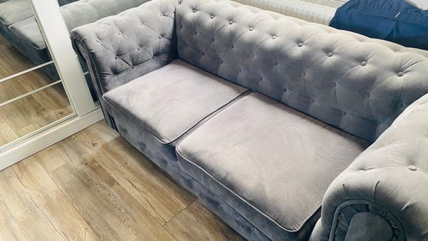 Chesterfield sofa 3 & 2 seater