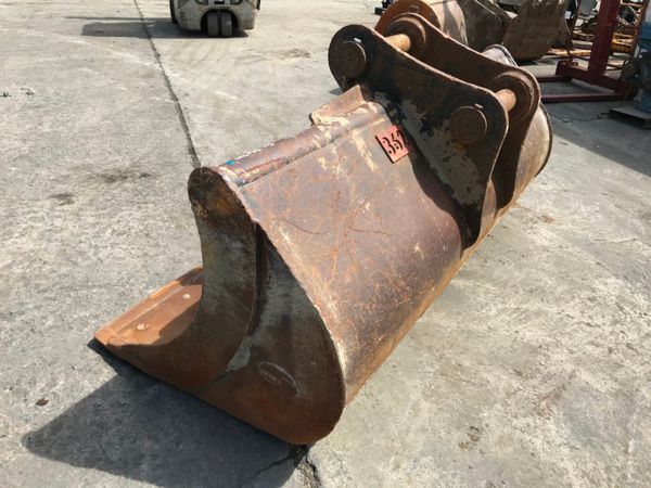 84" GRADING BUCKET .....20 TON.....80MM ....1587 222611433