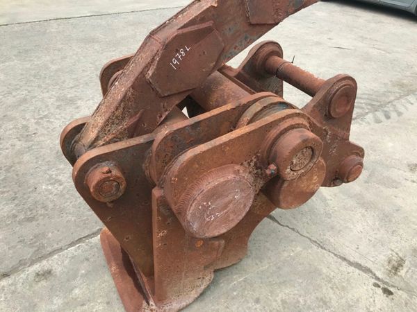 CONCRETE PULVERISING ATTACHMENT.....90mm 223131351