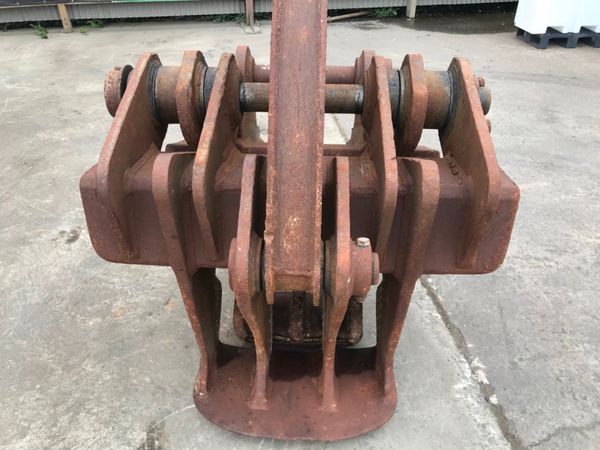 *** CONCRETE PULVERISER......90mm PINS *** 223131707