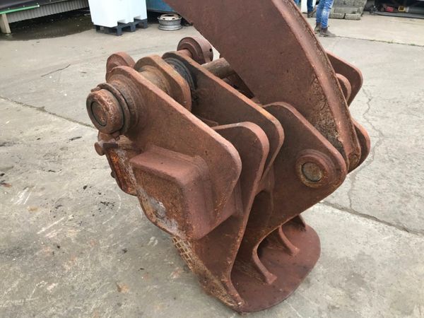 *** CONCRETE PULVERISER......90mm PINS *** 223131712
