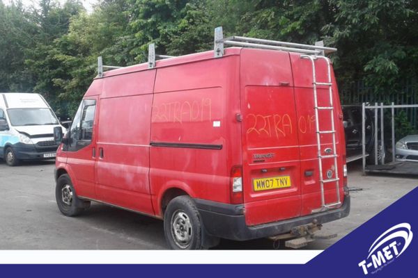 Ford Transit, 2007  BREAKING FOR PARTS