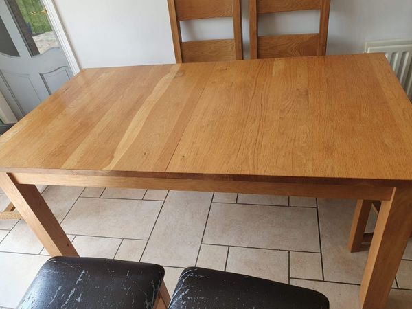 Solid Oak extendable Kitchen table and 6 chairs