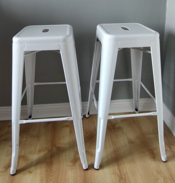 White Metal Bar Stools For In, Dublin Metal Wood Counter Stool With Back