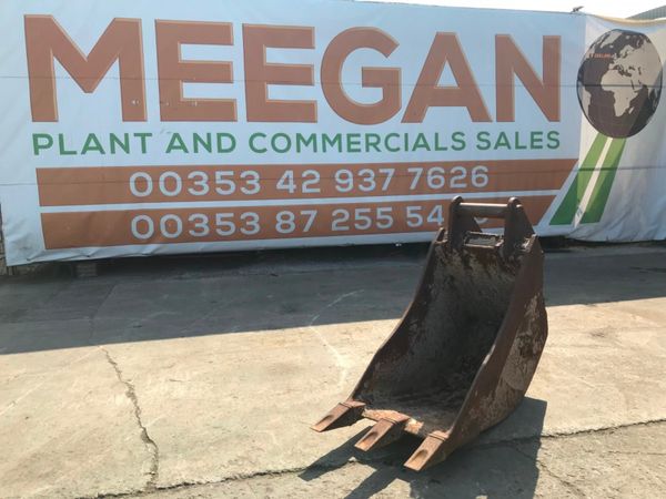 24"   DIGGING BUCKET.....80mm PINS......1052 234047167