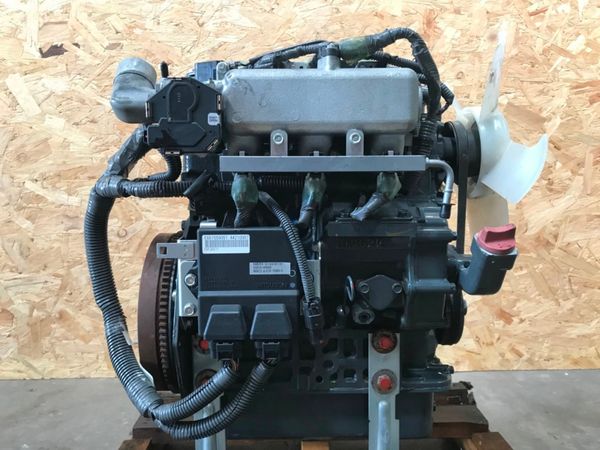 *** KUBOTA 3 CYL PETROL ENGINE..WG972 *** 234047556