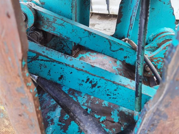 ** VTN MD 2100 hydraulic rotating selector grab 9 234048059