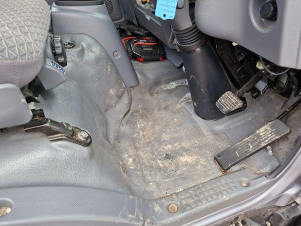 ** 2018 ISUZU GRAFTER BREAKING /  PARTS ** 234048577