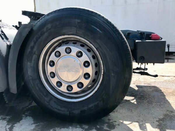 Scania R420 TAG Axle Dc12......parts AND Spares. 234051616