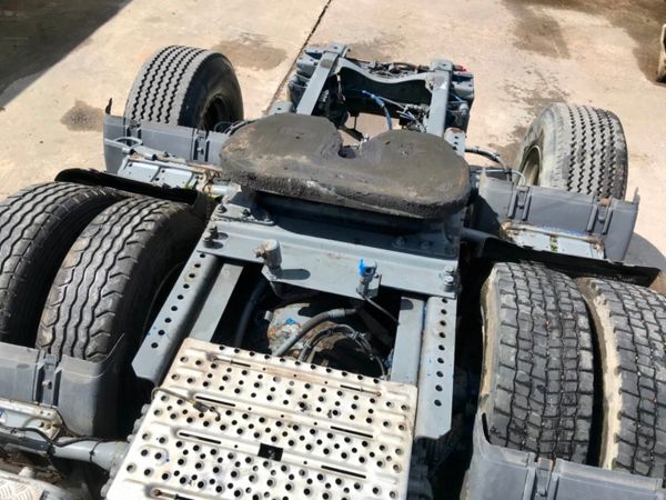 Scania R420 TAG Axle Dc12......parts AND Spares. 234051613