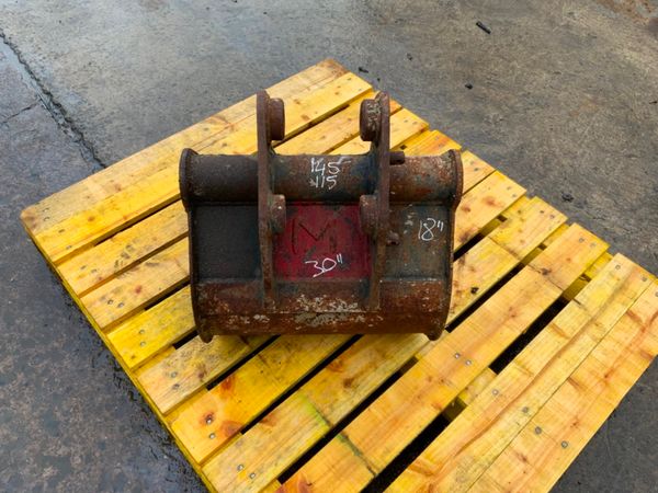 ***18" MINI DIGGER BUCKET....30mm.......#4582/1* 235157780